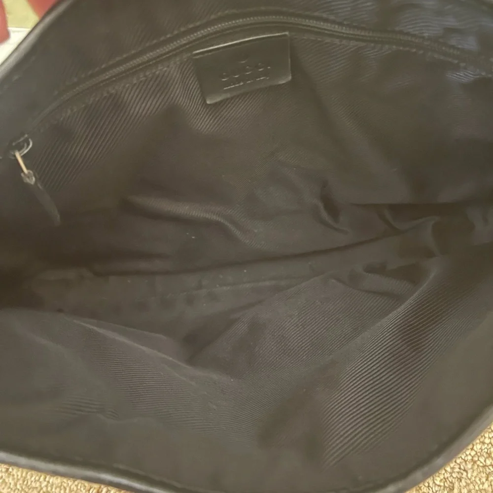 Authentic Gucci bag - Picture 7 of 13